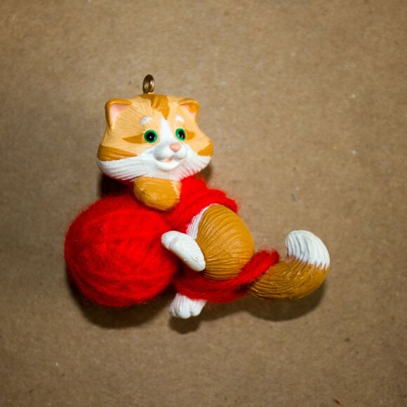 Cat ornament - Picture 1 of 6